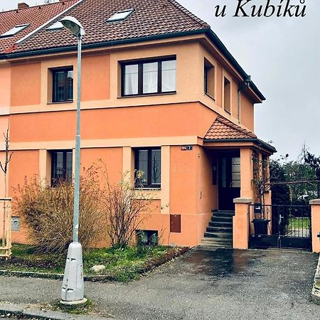 Apartmany U Kubiku Градец-Кралове Экстерьер фото