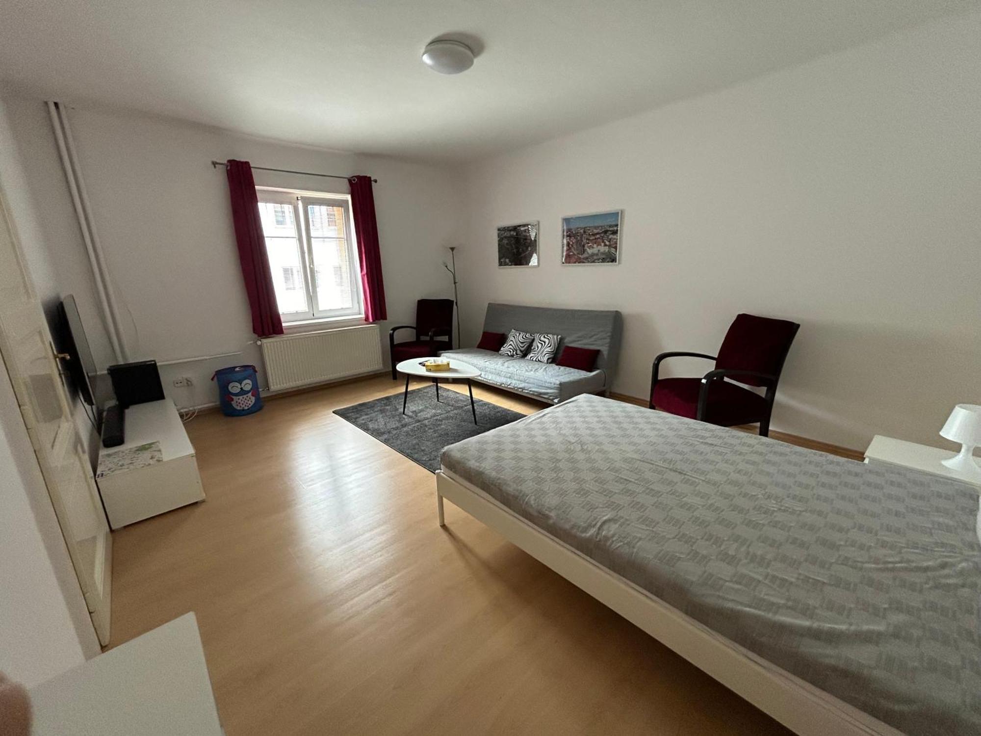 Apartmany U Kubiku Градец-Кралове Экстерьер фото